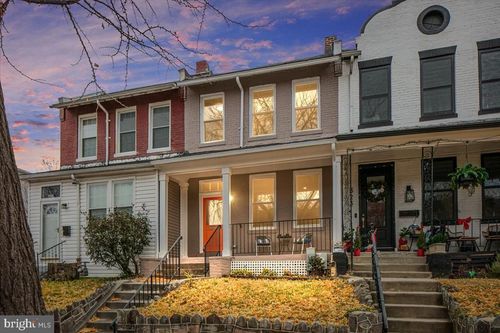 325 14th Pl Ne, WASHINGTON, DC, 20002-6409 | Card Image