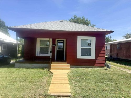 1934 East Ave, Baxter Springs, KS, 66713-2116 | Card Image