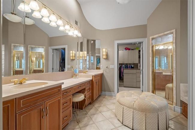 2100 W 115 Th St, House other with 4 bedrooms, 5 bathrooms and null parking in Leawood KS | Image 29