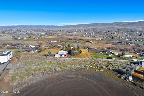 473 Sagewood Dr, Selah, WA, 98942-9783 | Card Image