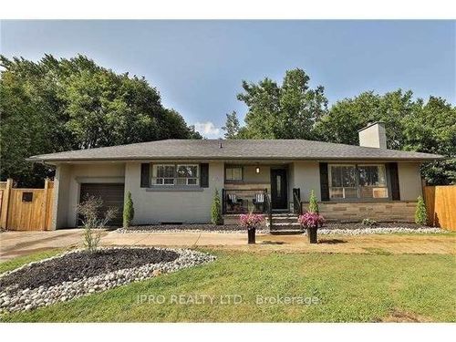 bsmt-296 3rd Line, Oakville, ON, L6L4A1 | Card Image