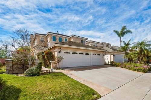 5643 Willowmere, San Diego, CA, 92130 | Card Image
