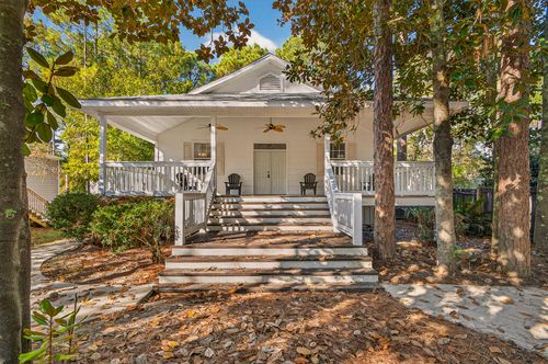 115 Central 6th St, Santa Rosa Beach, FL, 32459-3895 | Card Image