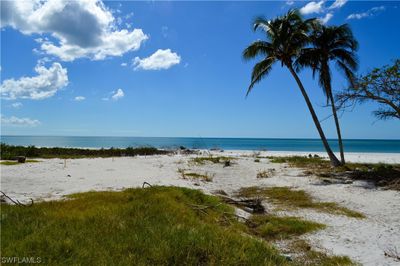 7944 Estero Boulevard, Home with 0 bedrooms, 0 bathrooms and null parking in Fort Myers Beach FL | Image 2