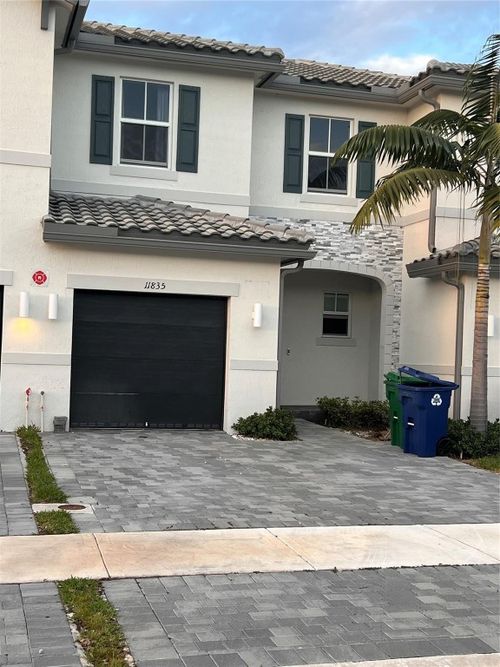 11835 Nw 46th St, Coral Springs, FL, 33076-2212 | Card Image