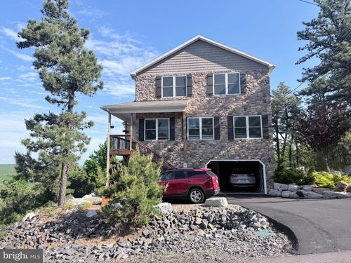 532 Buck Mountain Blvd, Hazleton, PA, 18202-9718 | Card Image