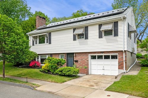 88 Moffatt Rd, Salem, MA, 01970-4358 | Card Image