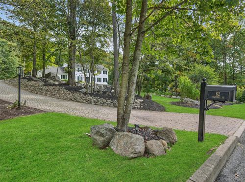 62 Salierno Rd, Tuxedo Park, NY, 10987-4711 | Card Image