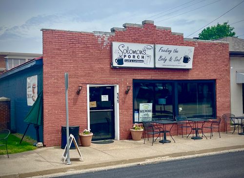 111 E Main Street, Wilmore, KY, 40390 | Card Image