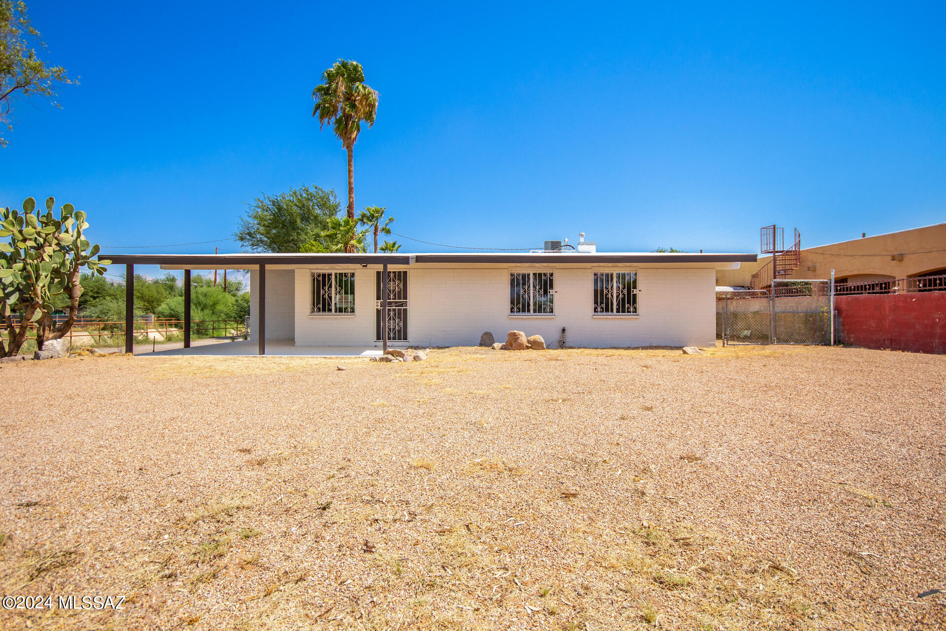 Silverbell Rd, Tucson, AZ 85745