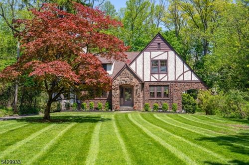 184 Old Short Hills Rd, Short Hills, NJ, 07078-2122 | Card Image