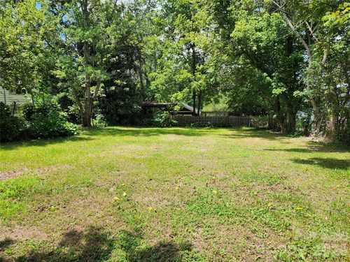 82-198 Fayetteville St, Asheville, NC, 28806-3608 | Card Image