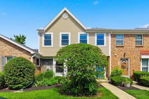 955 Woodlyn Dr N, Cincinnati, OH, 45230-4424 | Card Image