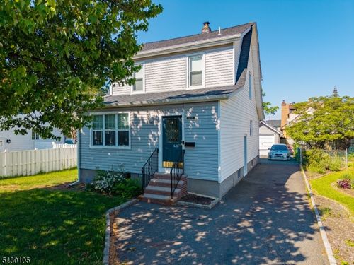 398 Bergen St, Union, NJ, 07083-8256 | Card Image