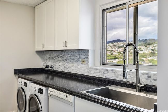 PHA - 1111 Wilder Ave, Condo with 2 bedrooms, 2 bathrooms and 1 parking in Honolulu HI | Image 17