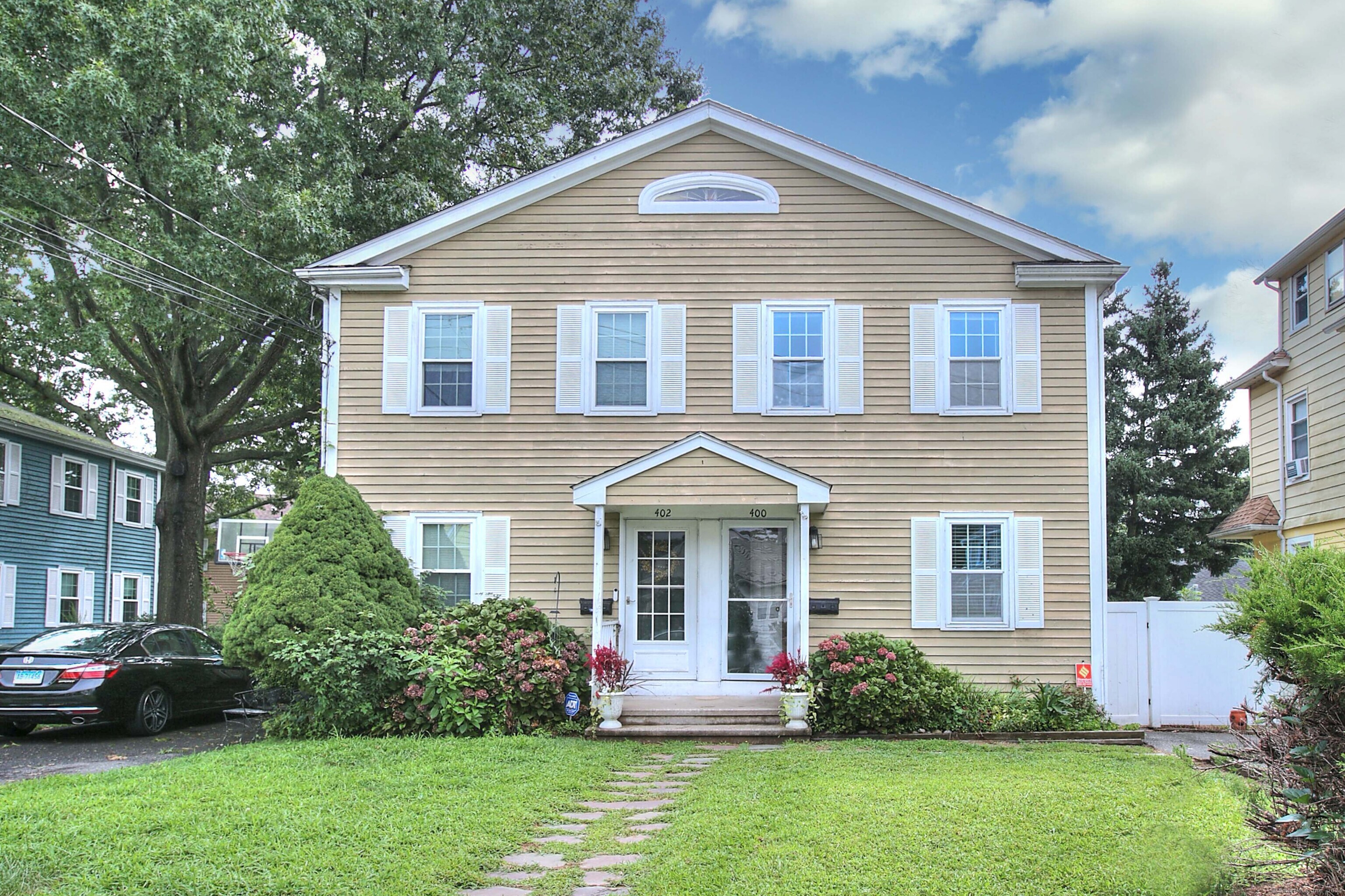 Grovers Ave, Bridgeport, CT 06605