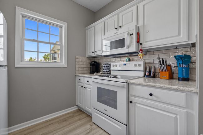 UNIT-201 - 2080 Cross Gate Blvd, Condo with 2 bedrooms, 2 bathrooms and null parking in Myrtle Beach SC | Image 6