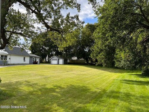 21 Osborne Rd, Colonie, NY, 12205-3443 | Card Image