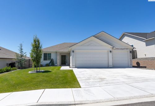 585 Lazio Way, Richland, WA, 99352 | Card Image