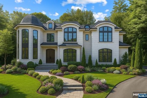 14 Roberts Rd, Englewood Cliffs, NJ, 07632-2212 | Card Image