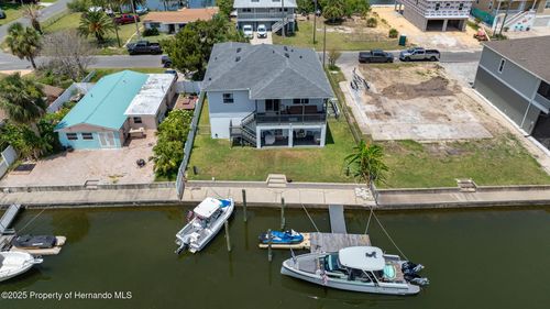 4464 Neptune Dr, HERNANDO BEACH, FL, 34607-2943 | Card Image