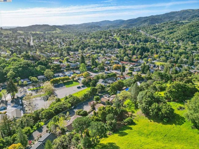 35 San Joaquin Pl, House other with 4 bedrooms, 3 bathrooms and 2 parking in Novato CA | Image 56