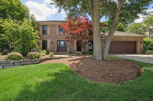 1145 Furlong Dr, Libertyville, IL, 60048-3726 | Card Image