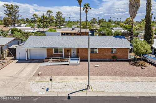 5732 E 13th St, Tucson, AZ, 85711-3804 | Card Image
