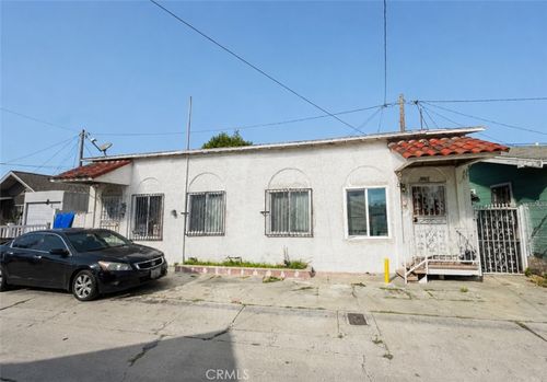 1039 E Chanda Ct, Long Beach, CA, 90813-4813 | Card Image