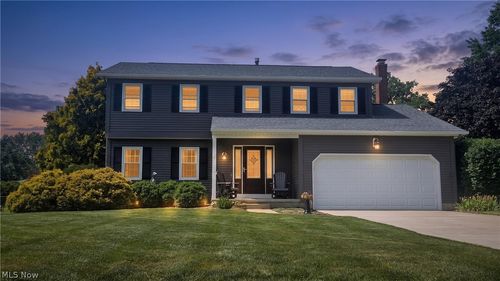 9325 Wyant Dr, Mentor, OH, 44060-7084 | Card Image