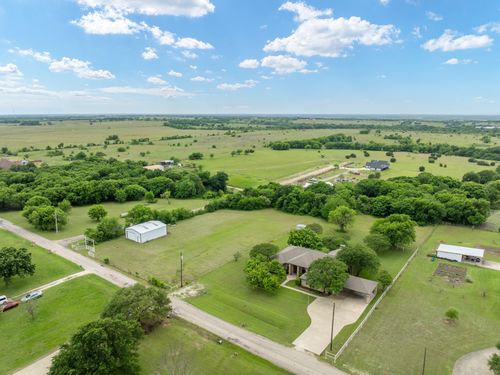 225 Hcr 3131, Hillsboro, TX, 76645-4037 | Card Image