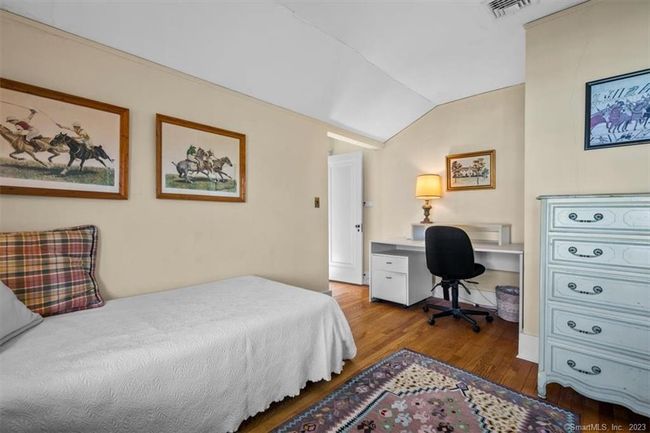 27 Spring Glen Ter, House other with 5 bedrooms, 4 bathrooms and null parking in Hamden CT | Image 31