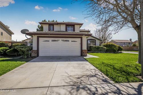 2812 Minford Street, Lancaster, CA, 93536 | Card Image