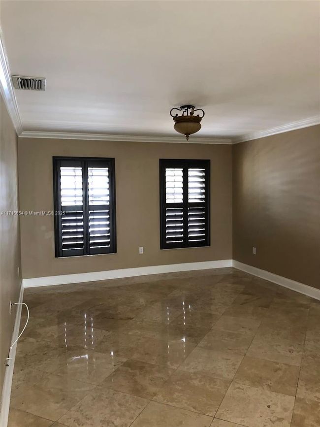 242 - 242 Sw 159 Th Way, House other with 3 bedrooms, 3 bathrooms and null parking in Sunrise FL | Image 7