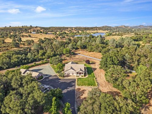 4345 Toreno Way, Valley Springs, CA, 95252-8764 | Card Image