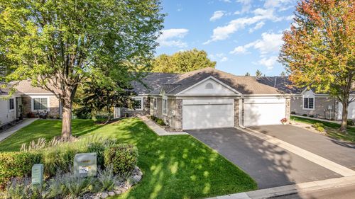 769 Lake Ridge Dr, Woodbury, MN, 55129-9203 | Card Image