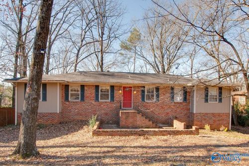 12116 Comanche Trl Se, Huntsville, AL, 35803-2216 | Card Image