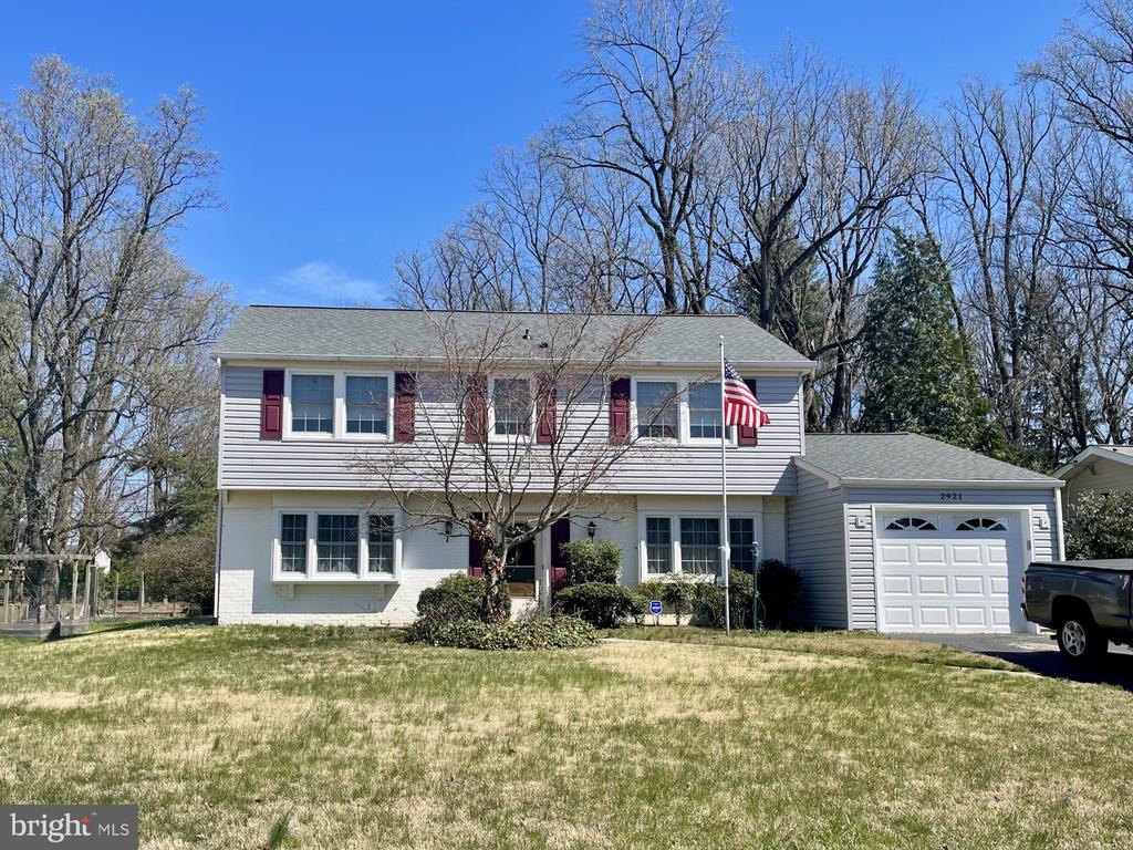 Tapered Ln, Bowie, MD 20715