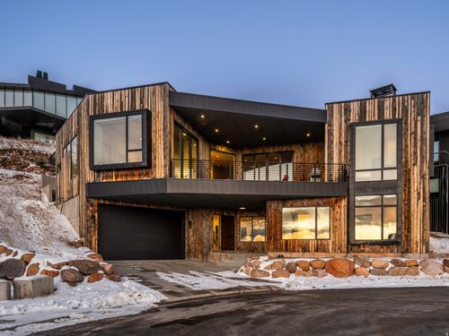 8452 E Spring Park Rd, Eden, UT, 84310-7705 | Card Image