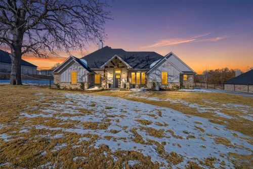 9017 Valley Oak Ct, Springtown, TX, 76082-2671 | Card Image