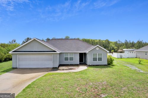 472 Hawks Landing Dr, Waynesville, GA, 31566-5232 | Card Image