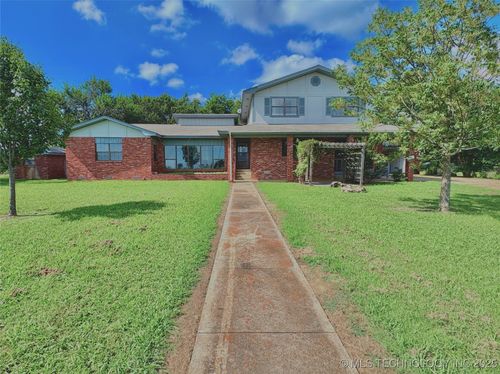 2343 E 2050 Rd, Hugo, OK, 74743 | Card Image