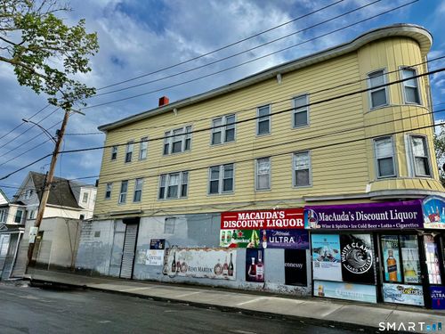 1370-1368-1370 E Main St, Bridgeport, CT, 06608-1445 | Card Image