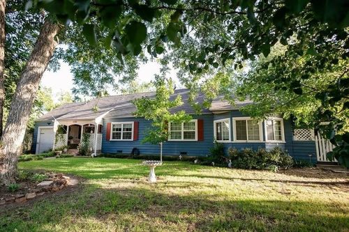 2230 Alamo Pl, Denton, TX, 76201-3711 | Card Image