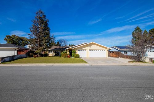 13904 Veracruz Drive, Bakersfield, CA, 93314 | Card Image