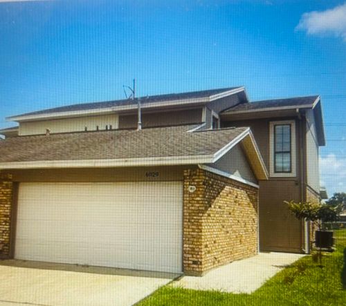 4029 Heatherbrook Ct, Port Arthur, TX, 77642-6715 | Card Image