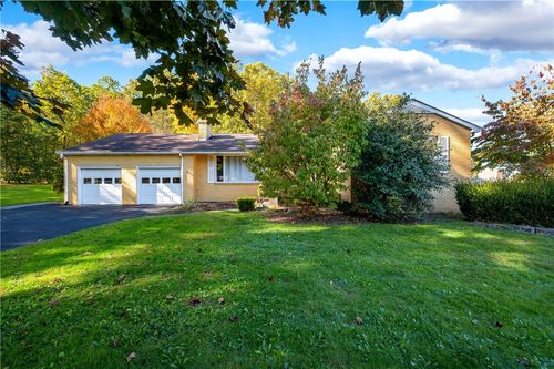 686 Christy Rd, Hermitage, PA, 16148-3649 | Card Image