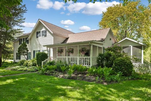 19850 Witt Rd, Three Oaks, MI, 49128-9791 | Card Image