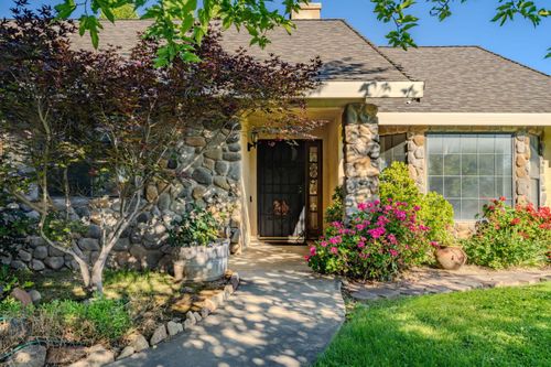 20100 Apple Dr, Lockeford, CA, 95237-9789 | Card Image