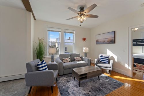 apt-2-15 Narragansett Ave, Newport, RI, 02840-6892 | Card Image